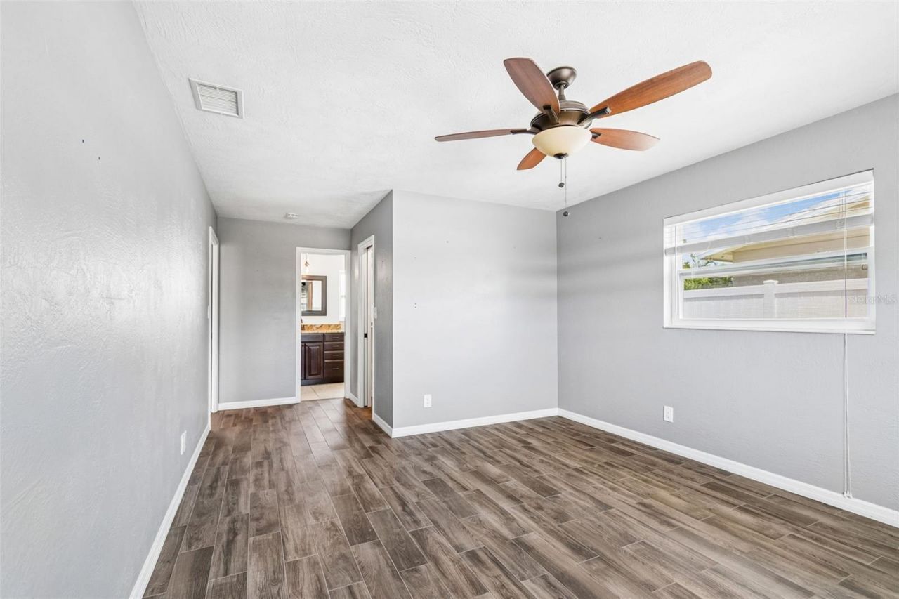 13541 87th Place, Seminole, FL 33776 Photo