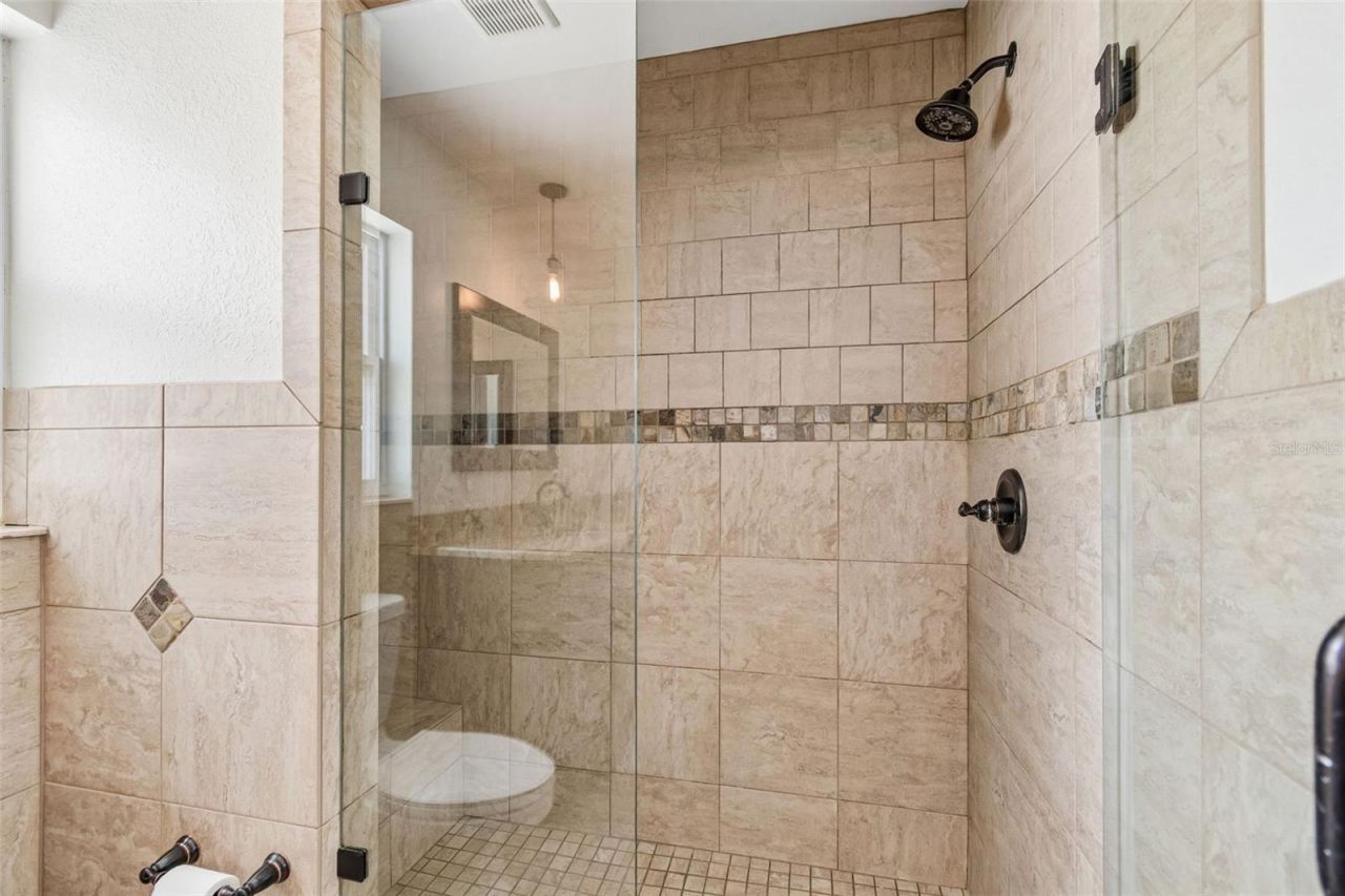 13541 87th Place, Seminole, FL 33776 Photo