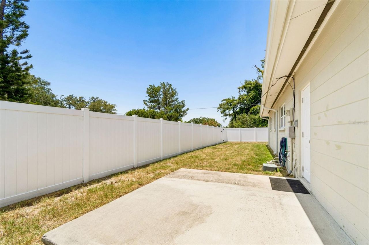 13541 87th Place, Seminole, FL 33776 Photo
