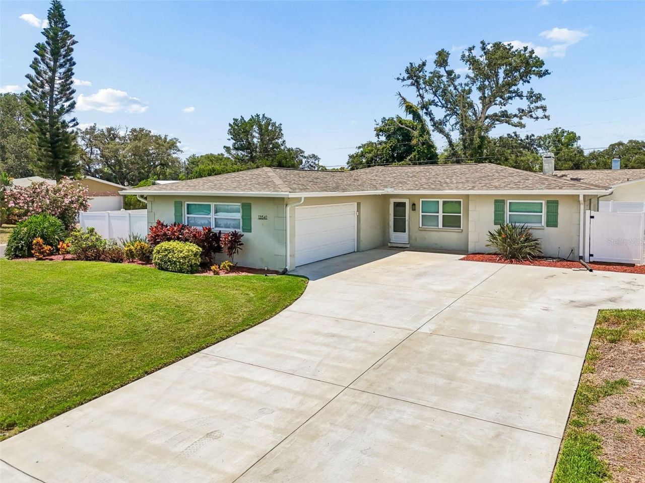 13541 87th Place, Seminole, FL 33776 Photo