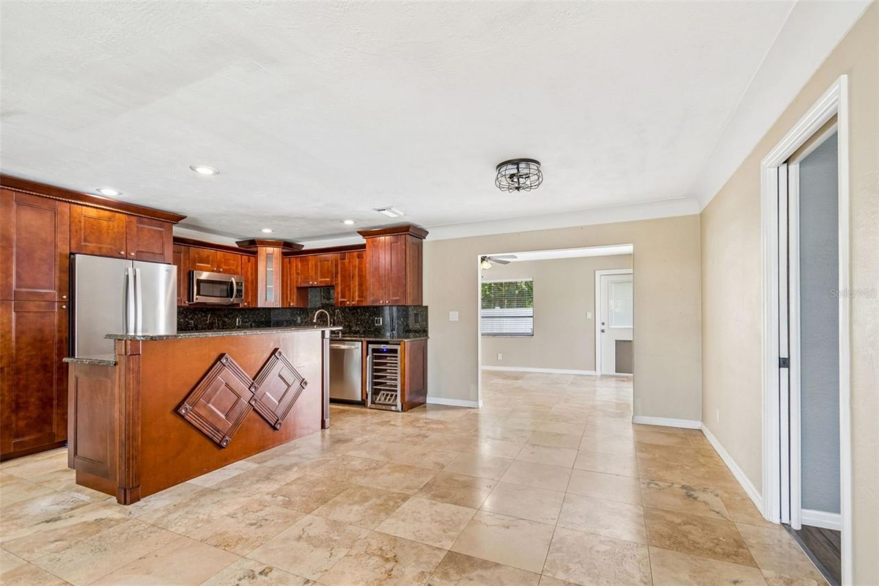 13541 87th Place, Seminole, FL 33776 Photo