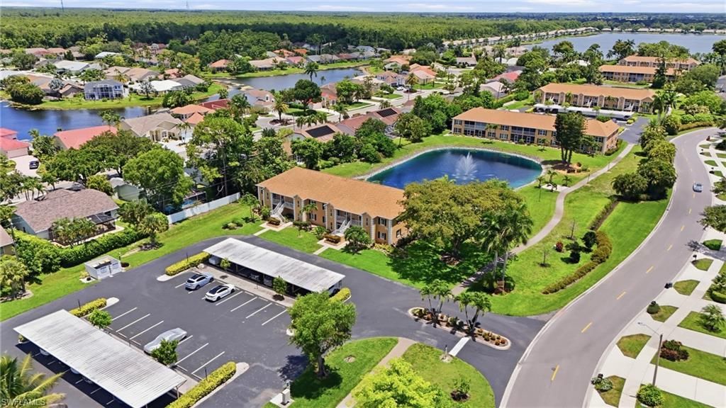 1950 W Crown Pointe Blvd , Unit B207, Naples, FL 34112 Photo