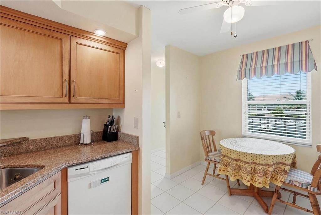 1950 W Crown Pointe Blvd , Unit B207, Naples, FL 34112 Photo