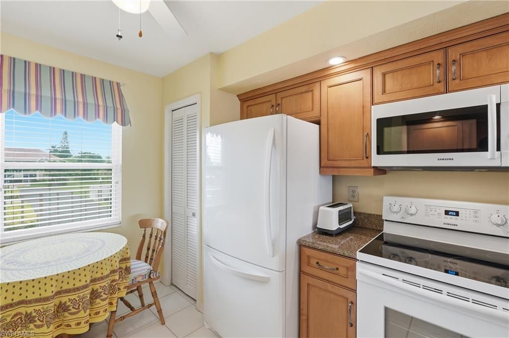 1950 W Crown Pointe Blvd , Unit B207, Naples, FL 34112 Photo
