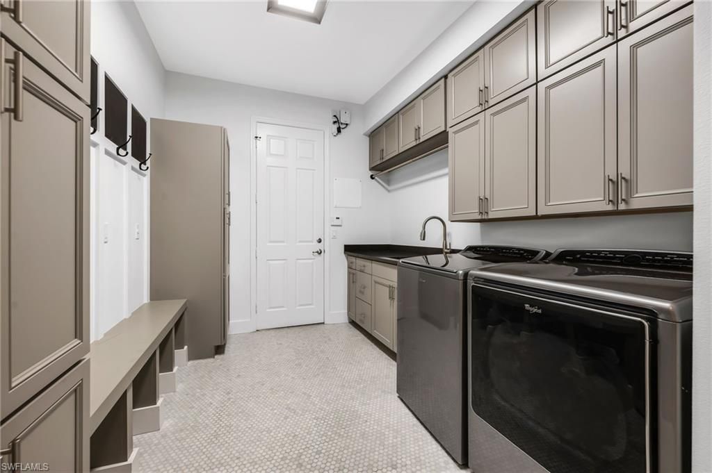 2954 Cinnamon Bay Cir, Naples, FL 34119 Photo