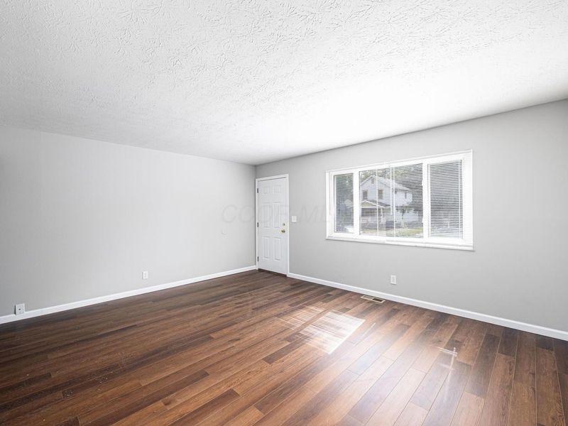 1878 Eddystone Avenue, Unit a-b-c, Columbus, OH 43224 Photo 9
