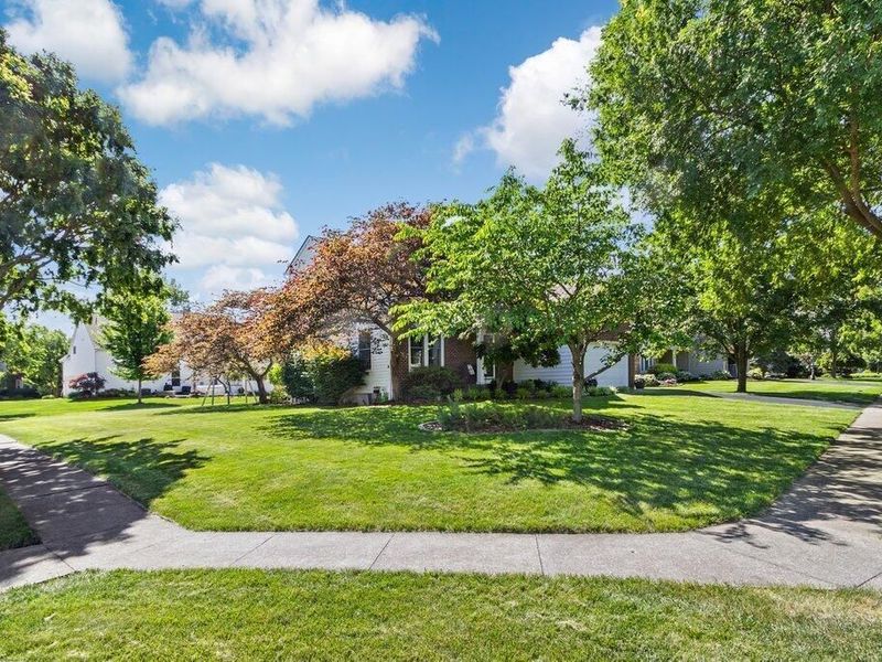3172 Goodman Meadows Drive , Hilliard, OH 43026 Photo 4