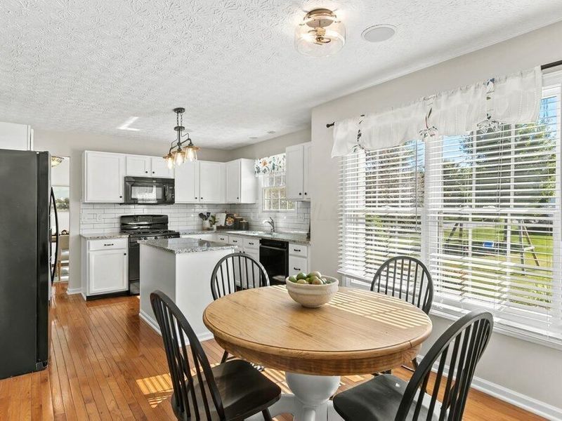 3172 Goodman Meadows Drive , Hilliard, OH 43026 Photo 8
