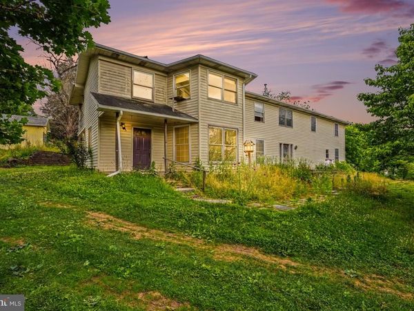 856 OLD FORGE ROAD , NEW CUMBERLAND, PA 17070