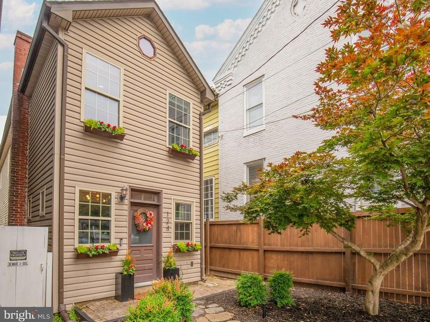 124 Church Street, New Windsor, MD 21776 Main Photo