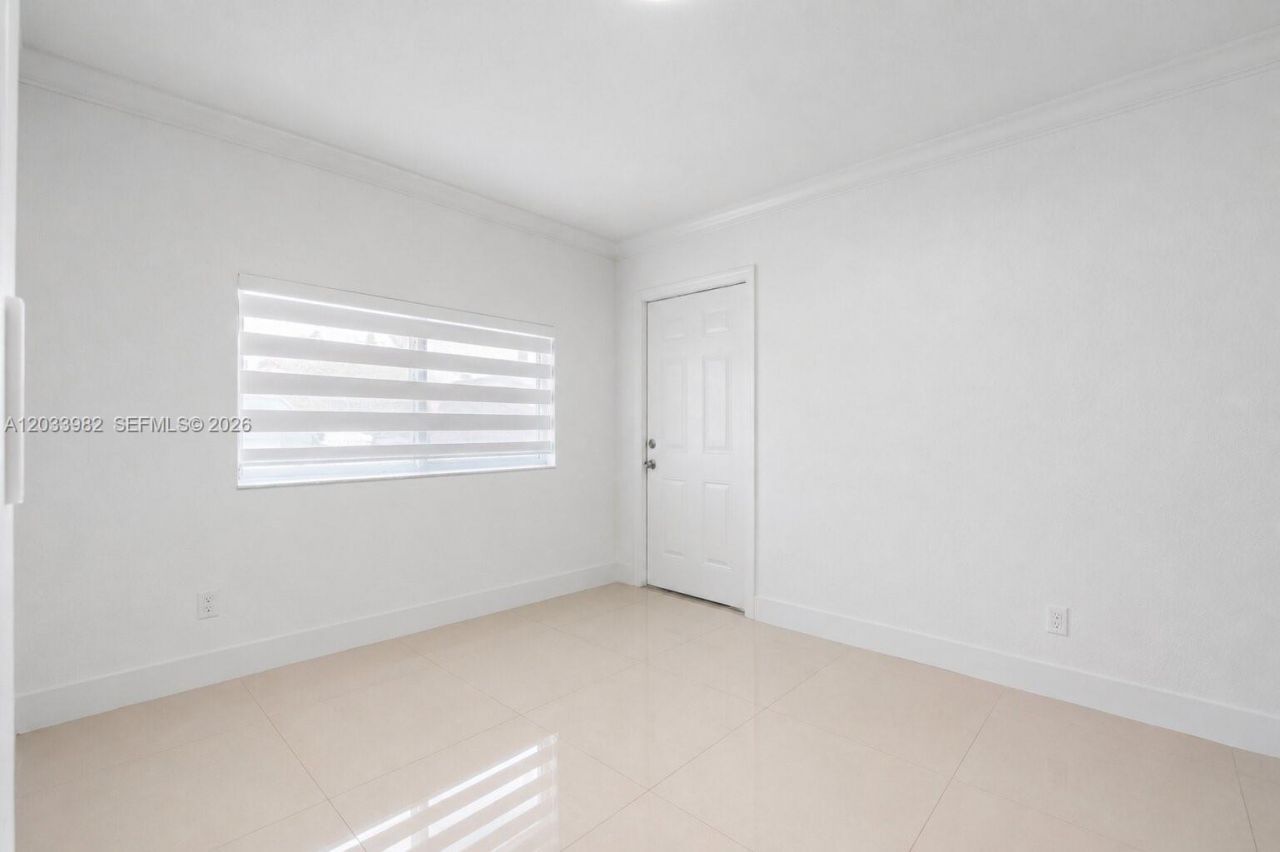 9780 SW 19th St , Miami, FL 33165 Photo