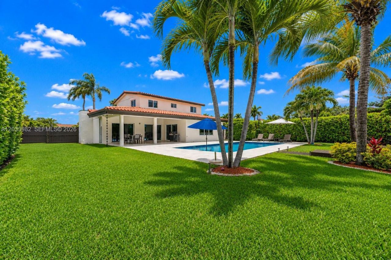 9780 SW 19th St , Miami, FL 33165 Photo