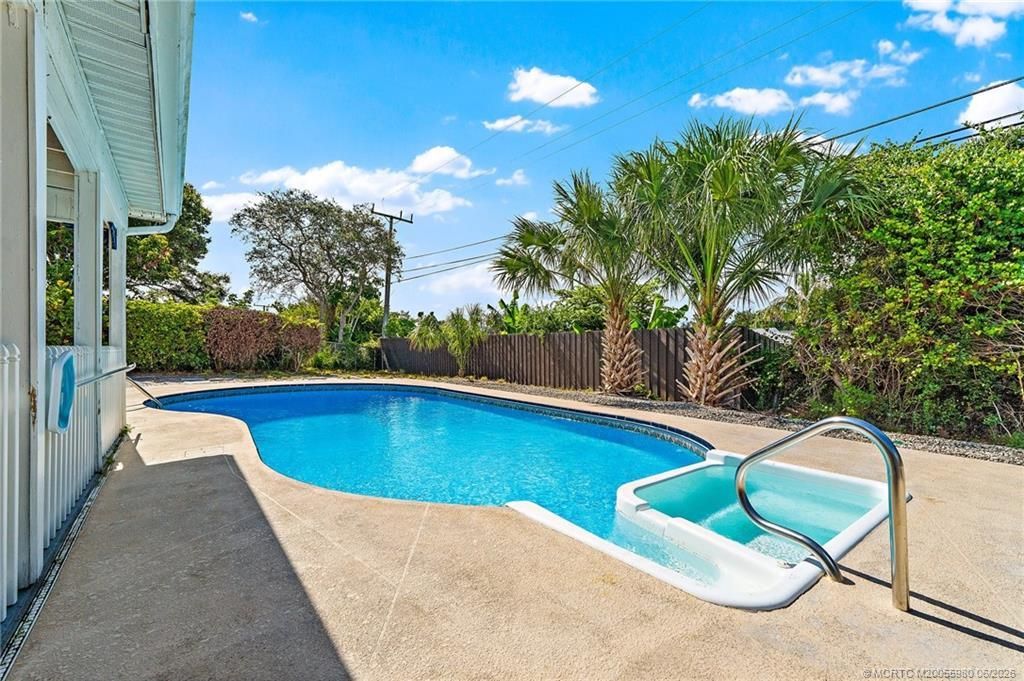 1780 NE 24th Terrace, Jensen Beach, FL 34957 Photo