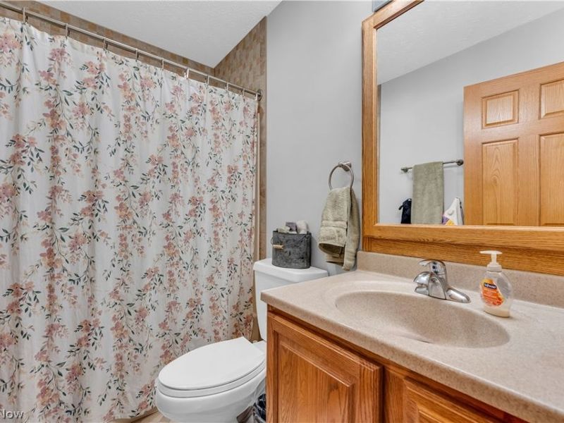 1372 Earhart Avenue, Akron, OH 44320 Photo 10