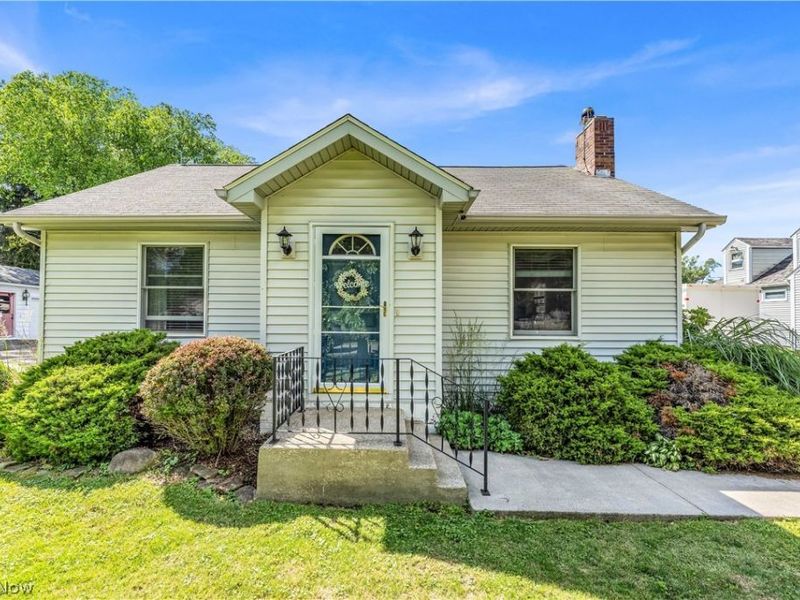 1372 Earhart Avenue, Akron, OH 44320 Photo 3