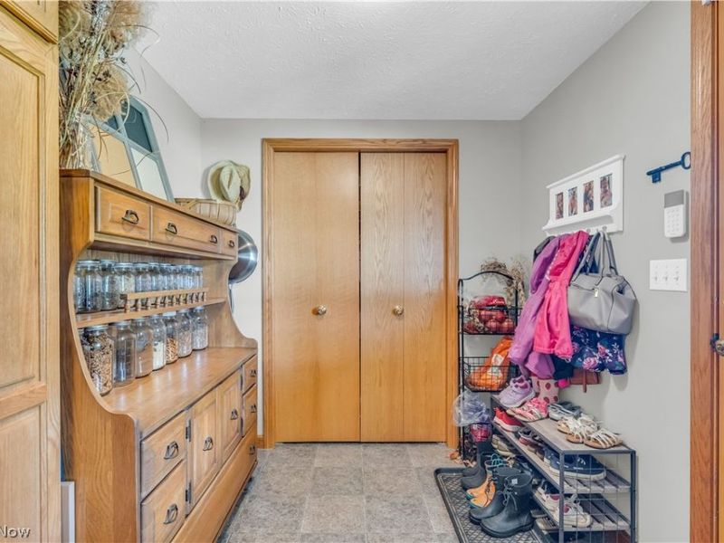 1372 Earhart Avenue, Akron, OH 44320 Photo 32