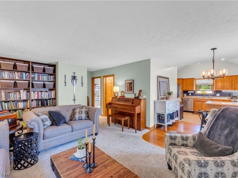 1372 Earhart Avenue, Akron, OH 44320 Photo 8