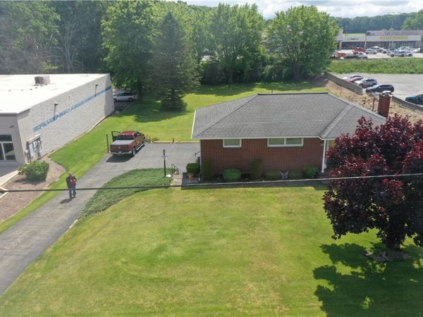 1654 N Center Ave , Somerset, PA 15501