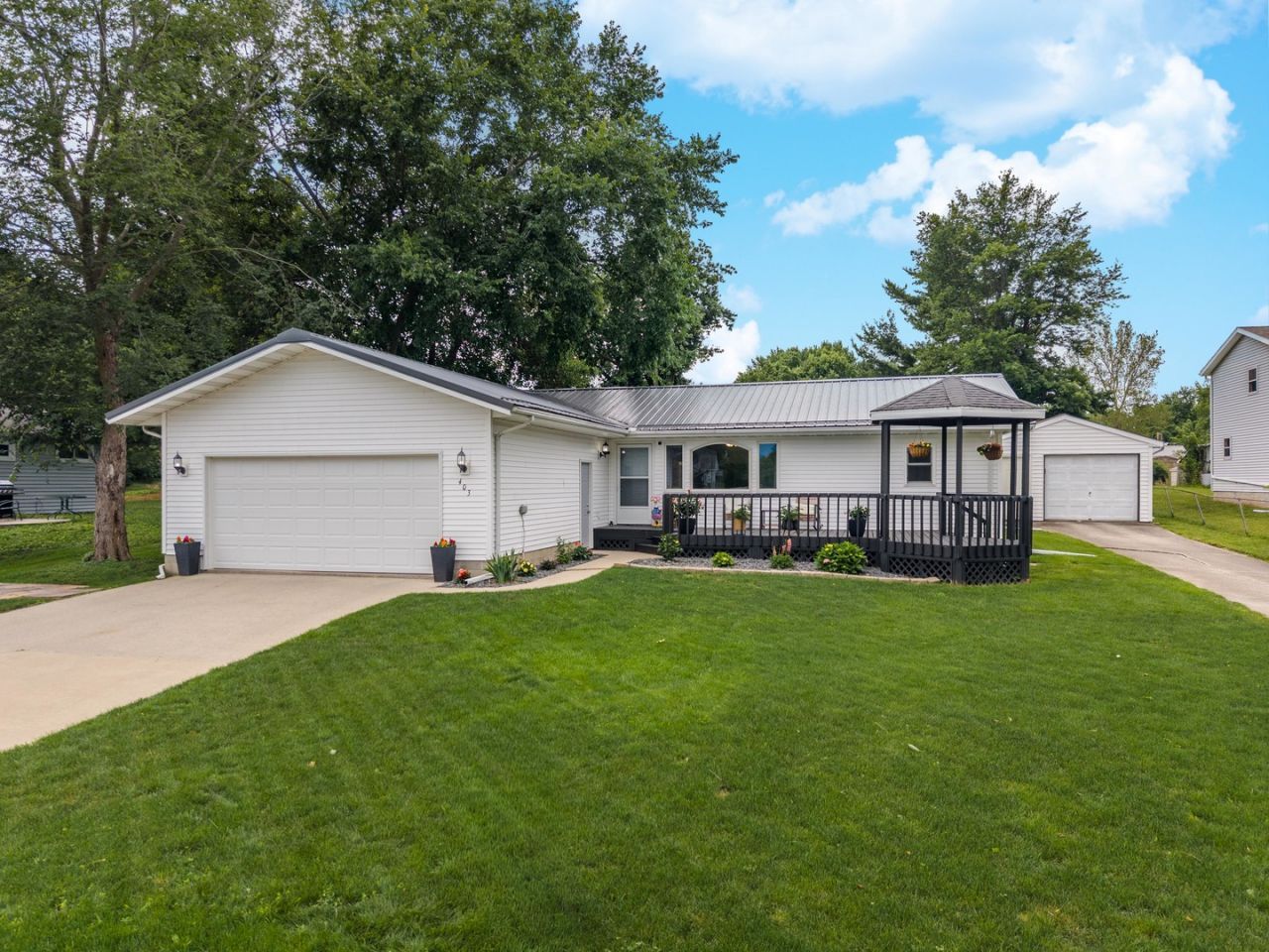 403 E Pease Street, Heyworth, IL 61745 Main Photo