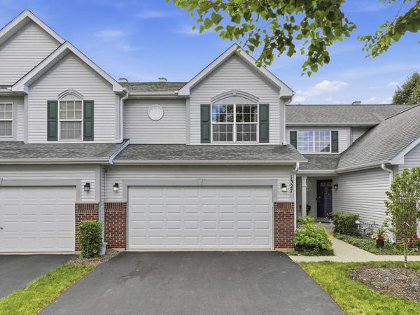 1327 Filly Lane , Bartlett, IL 60103
