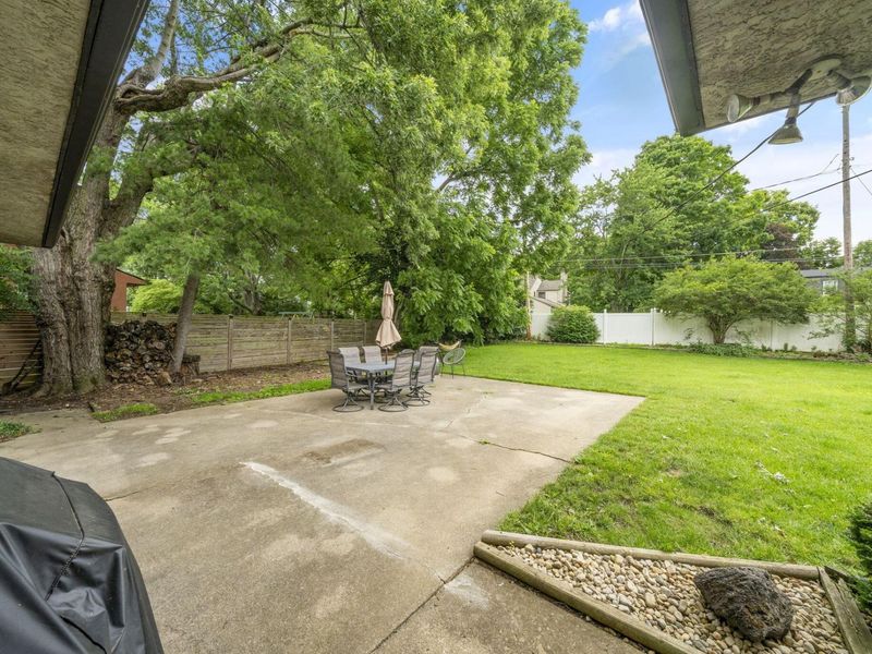 2424 Beverly Place, Columbus, OH 43209 Photo 64