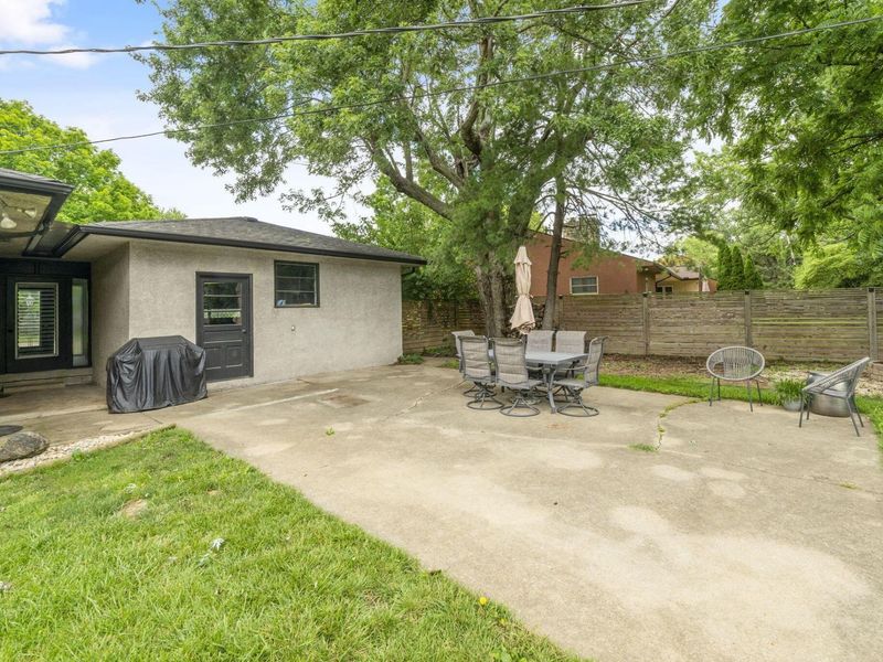 2424 Beverly Place, Columbus, OH 43209 Photo 65