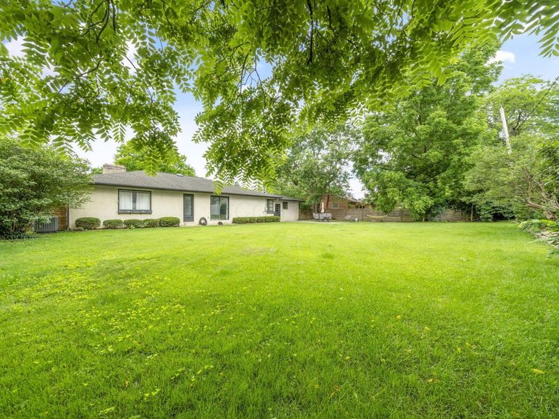 2424 Beverly Place, Columbus, OH 43209 Photo 69