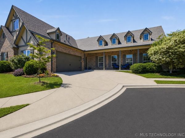 1909 S Desert Palm Avenue, Broken Arrow, OK 74012