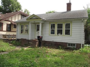2650 James Avenue N, Minneapolis, MN 55411