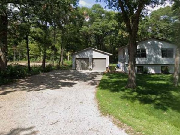 10624 56 1/2 Street, Clear Lake, MN 55319
