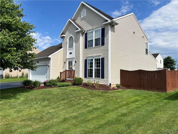 5489 Bingley Lane , Clay, NY 13041