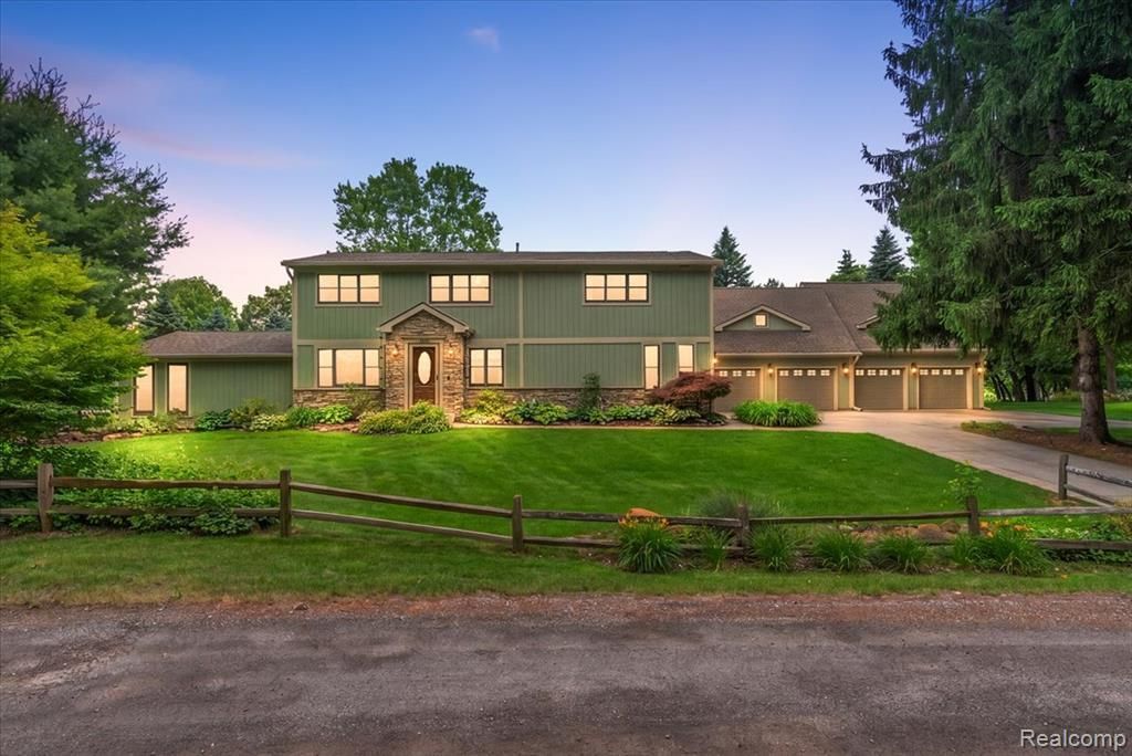5630 Griffith Drive, Genoa Township, MI 48116 Main Photo