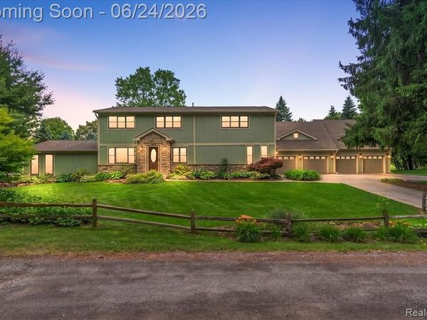 5630 Griffith Drive, Genoa Twp, MI 48116