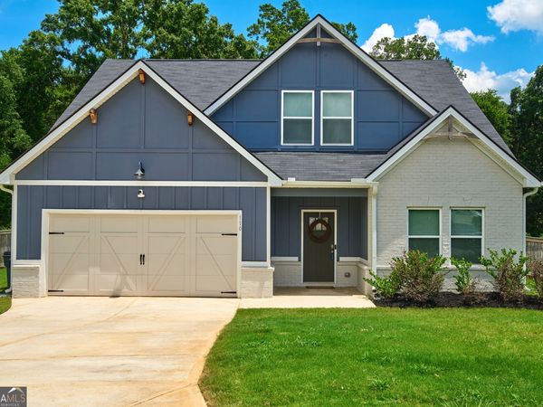 110 CORN FIELD Circle, Perry, GA 31069