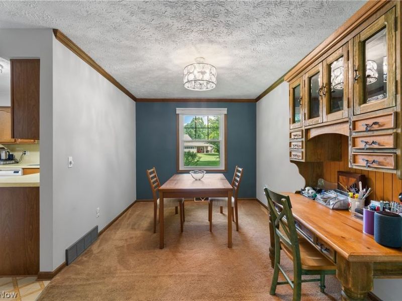 7888 Fox Run Avenue NW, North Canton, OH 44720 Photo 10