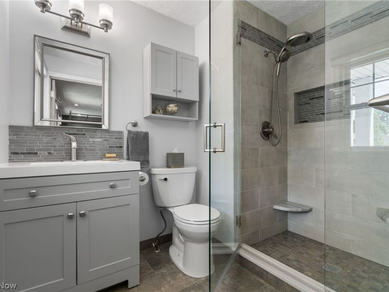 7888 Fox Run Avenue NW, North Canton, OH 44720 Photo 15