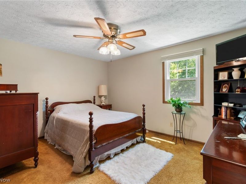 7888 Fox Run Avenue NW, North Canton, OH 44720 Photo 16