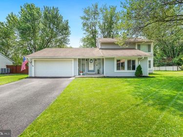 212 W MEADOWLAND LANE W, STERLING, VA 20164