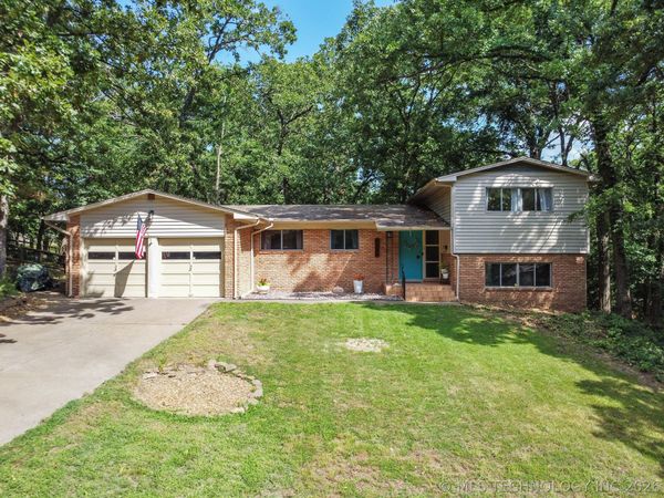 1408 Rockdale Road , Bartlesville, OK 74006