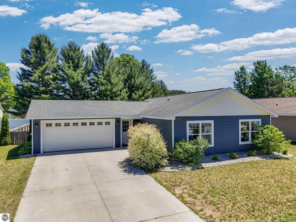 2033 Woodside Trail Court, Traverse City, MI 49685