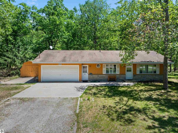 3277 Marion Street, Lewiston, MI 49756