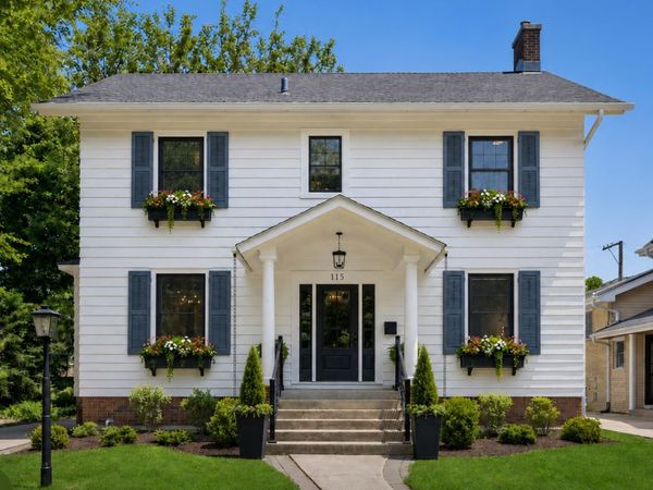 115 S Spring Avenue, La Grange, IL 60525