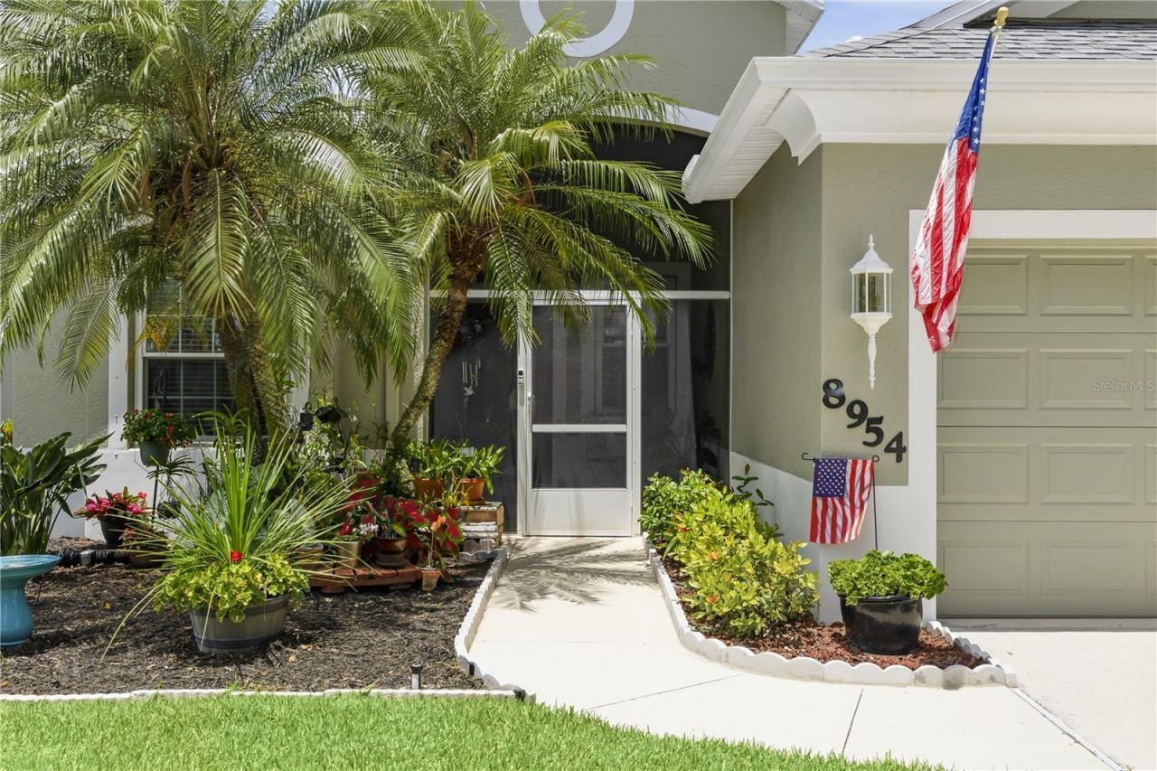 8954 Founders Circle, Palmetto, FL 34221 Photo