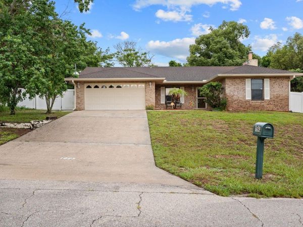 1943 DUPONT COURT , DELTONA, FL 32725