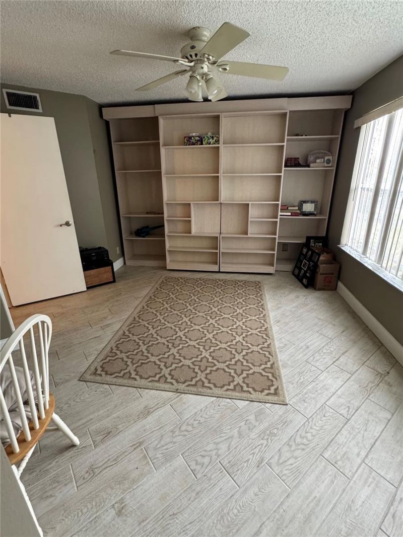 6035 Bahia Del Mar Boulevard, Unit 145, Saint Petersburg, FL 33715 Photo