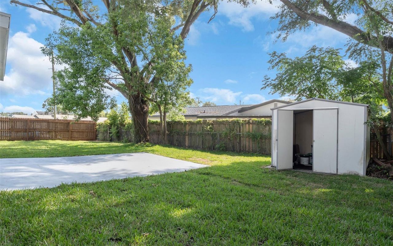 313 Beverly Boulevard, Brandon, FL 33511 Photo
