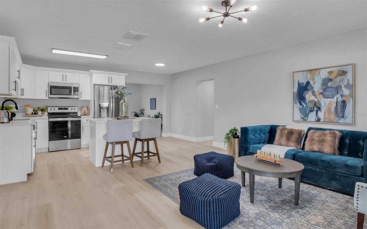 313 Beverly Boulevard, Brandon, FL 33511 Photo