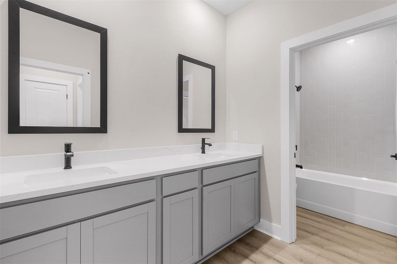 13409 Walden Sheffield Road, Dover, FL 33527 Photo