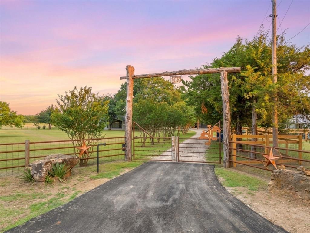 362 Vz County Road 3404, Wills Point, TX 75169 Main Photo