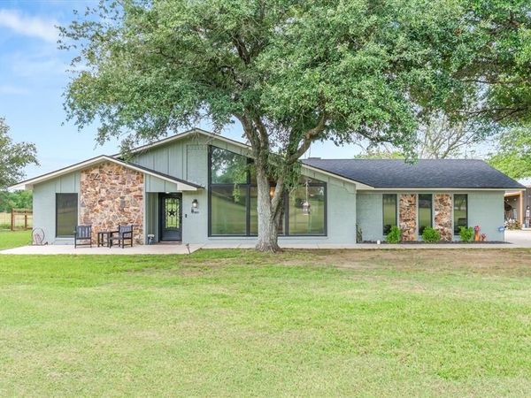 362 Vz County Road 3404, Wills Point, TX 75169